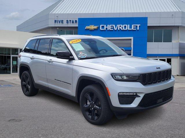 2025 Jeep Grand Cherokee Limited 4x2