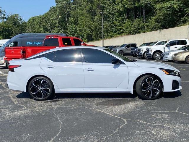 2023 Nissan Altima SR FWD