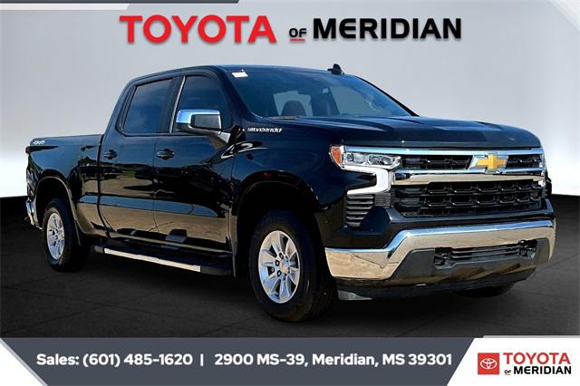 2023 Chevrolet Silverado 1500 4WD Crew Cab Standard Bed LT