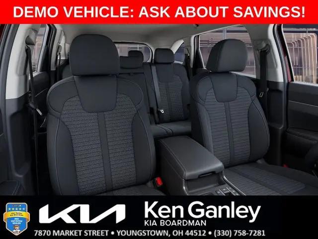 2025 Kia Sorento LX