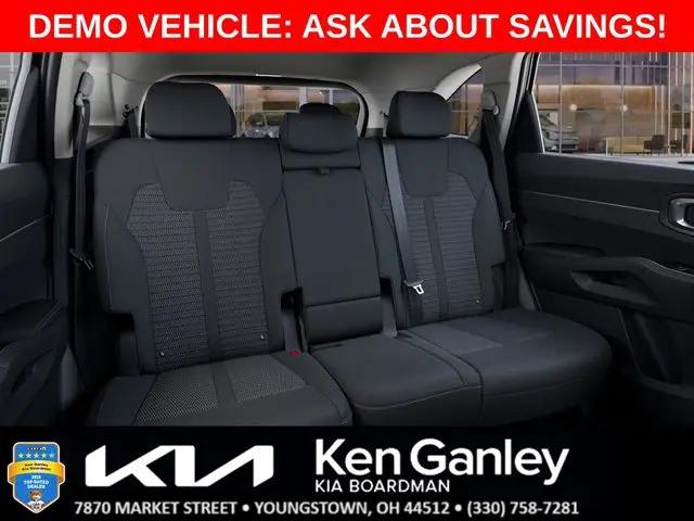 2025 Kia Sorento LX
