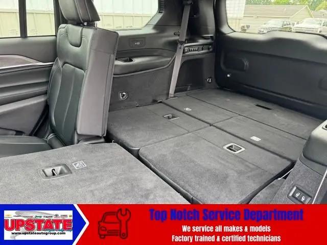 2022 Jeep Grand Cherokee L Overland 4x2