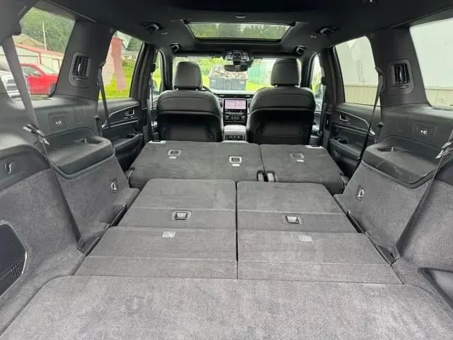 2022 Jeep Grand Cherokee L Overland 4x2