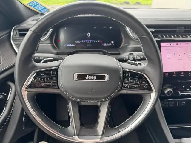 2022 Jeep Grand Cherokee L Overland 4x2