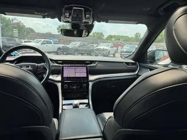 2022 Jeep Grand Cherokee L Overland 4x2
