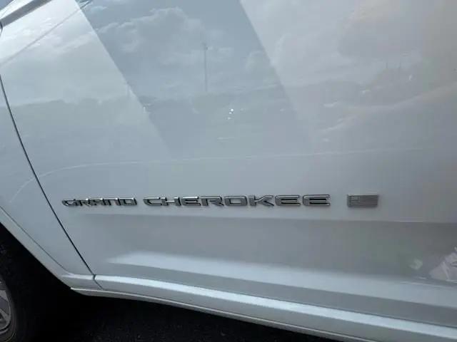 2022 Jeep Grand Cherokee L Overland 4x2