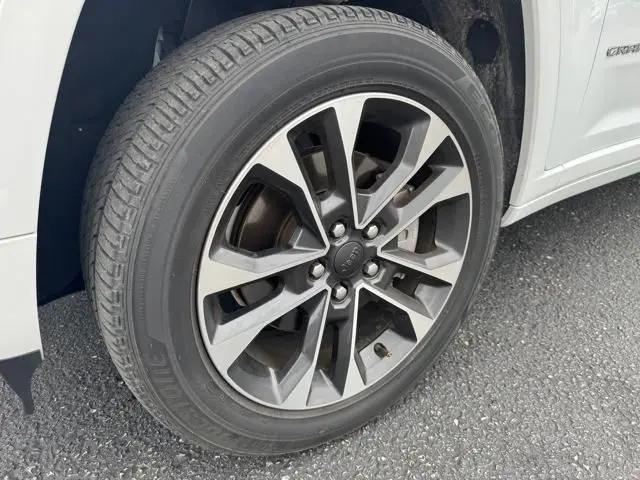 2022 Jeep Grand Cherokee L Overland 4x2