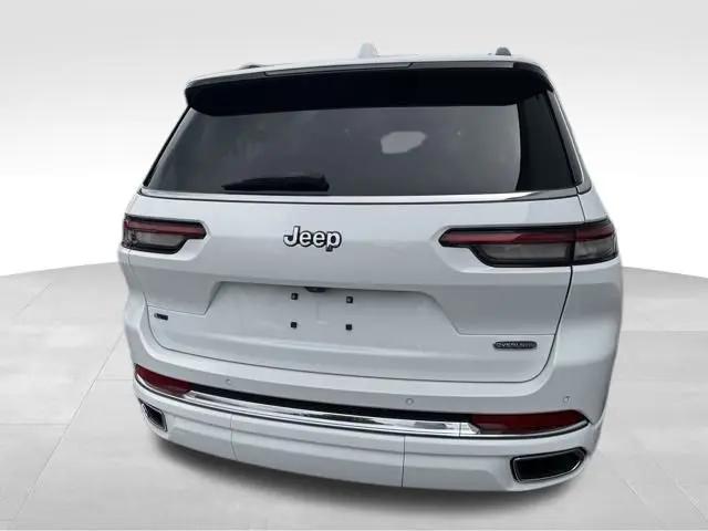 2022 Jeep Grand Cherokee L Overland 4x2