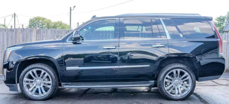 2016 Cadillac Escalade Luxury Collection