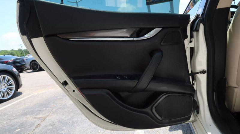 2020 Maserati Ghibli Base