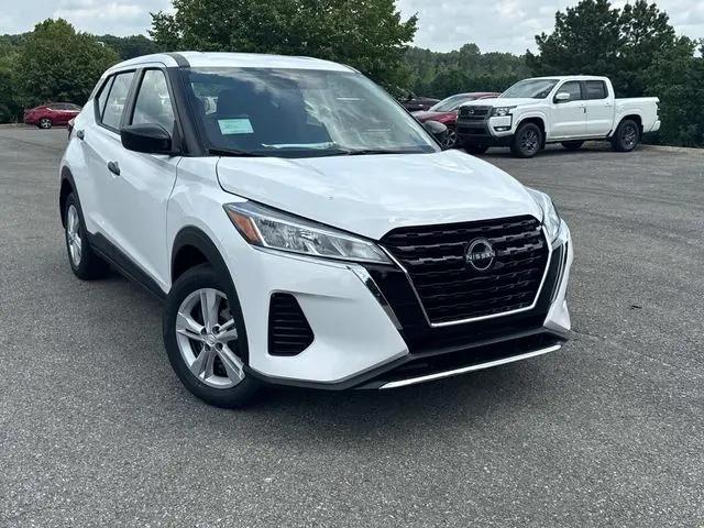 2025 Nissan Kicks S