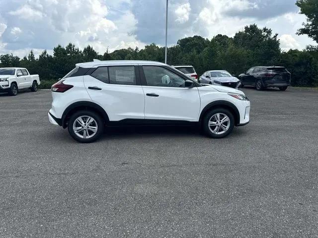 2025 Nissan Kicks S