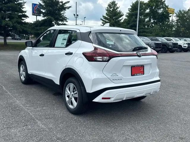 2025 Nissan Kicks S