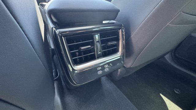 2025 Toyota Crown Signia Limited