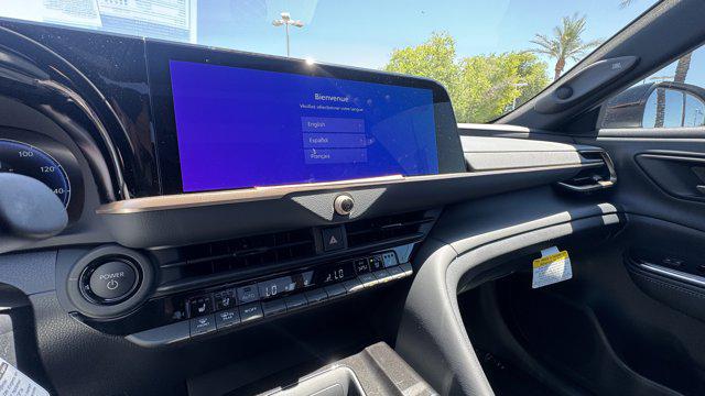 2025 Toyota Crown Signia Limited