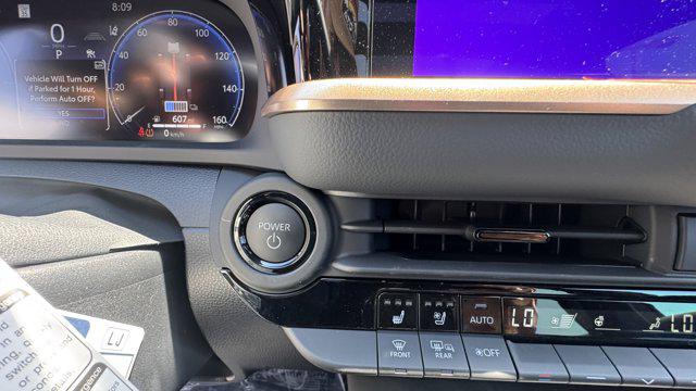 2025 Toyota Crown Signia Limited