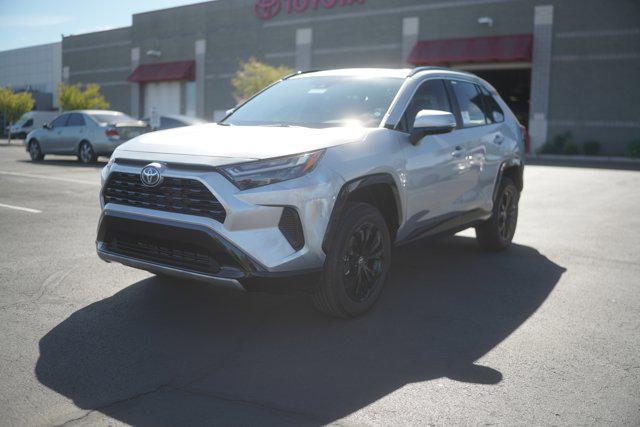 2025 Toyota RAV4 Hybrid SE
