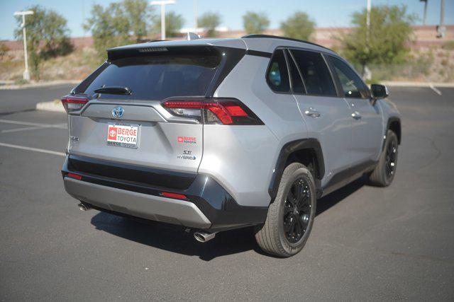 2025 Toyota RAV4 Hybrid SE