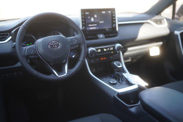 2025 Toyota RAV4 Hybrid SE