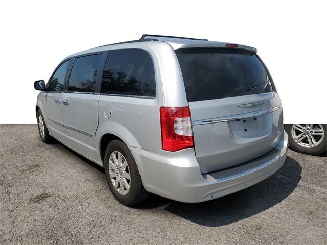 2011 Chrysler Town and Country Touring-L