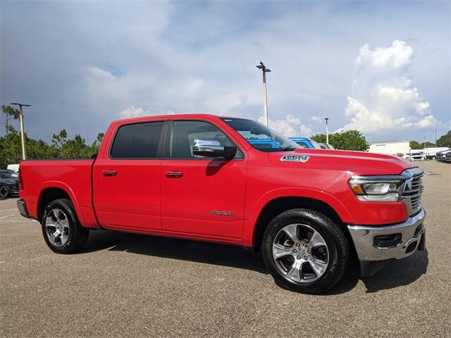 2019 RAM 1500 Laramie Crew Cab 4x4 57 Box