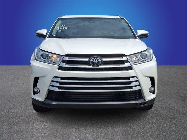 2019 Toyota Highlander SE