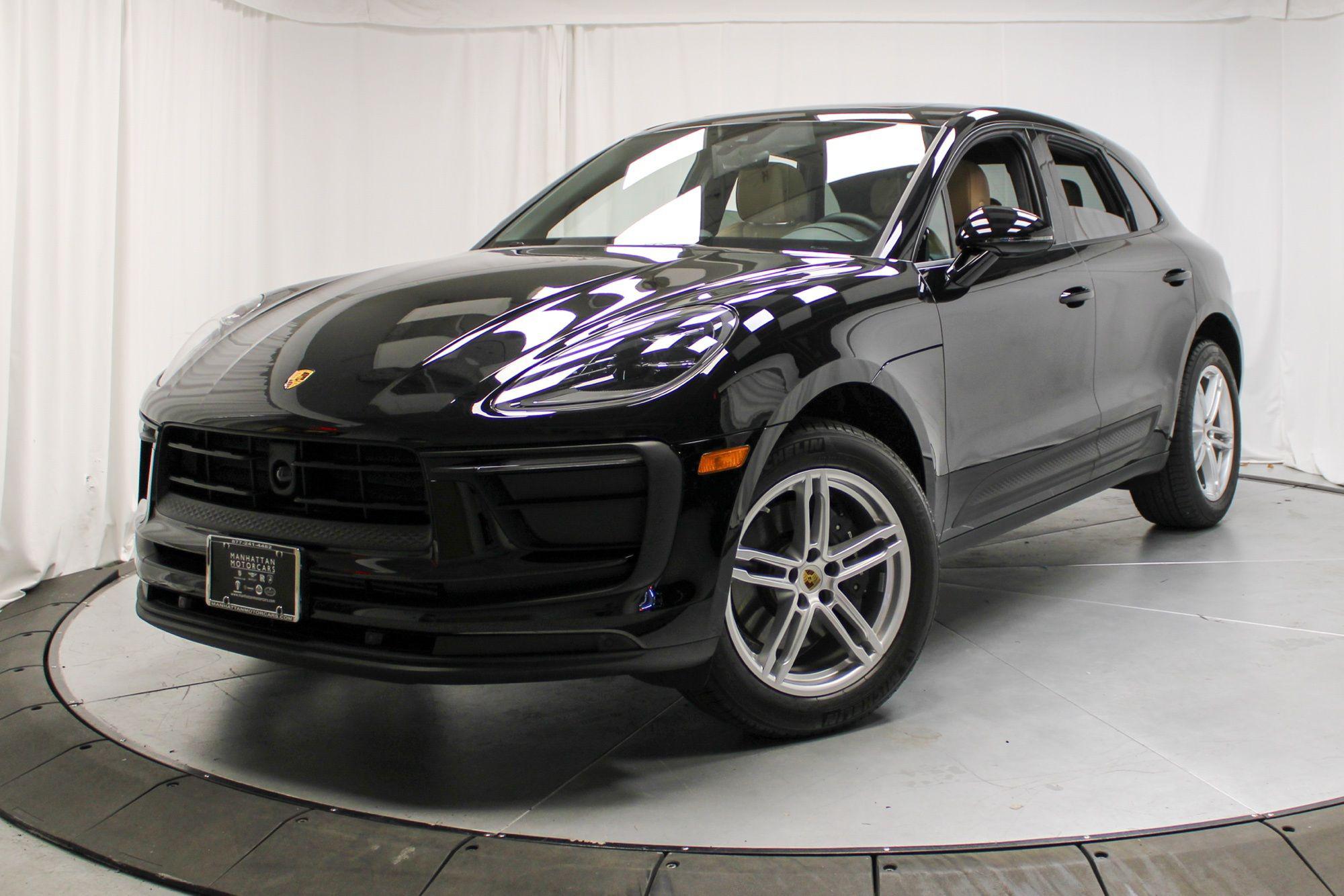 /2025 Porsche Macan