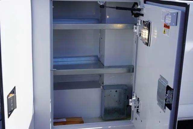 2025 GMC Savana Cutaway Work Van