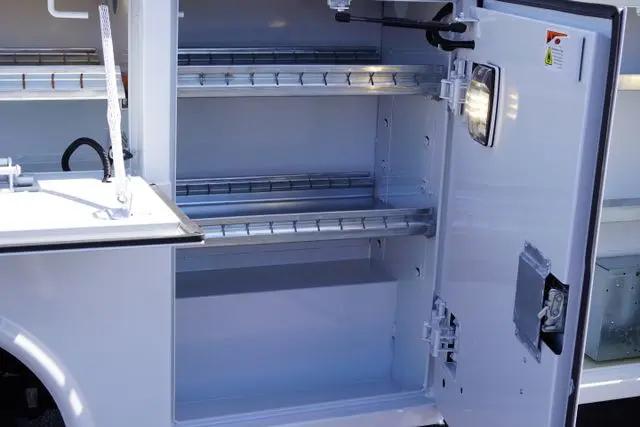 2025 GMC Savana Cutaway Work Van