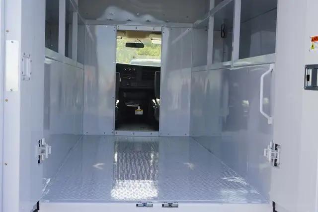 2025 GMC Savana Cutaway Work Van