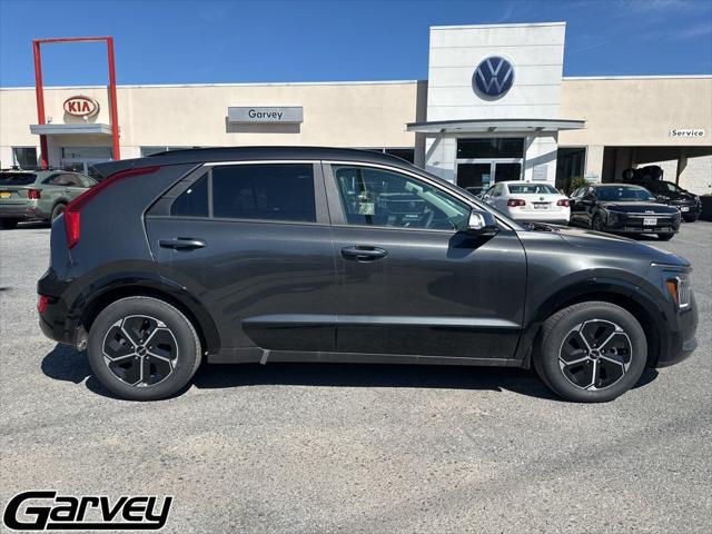 2025 Kia Niro SX
