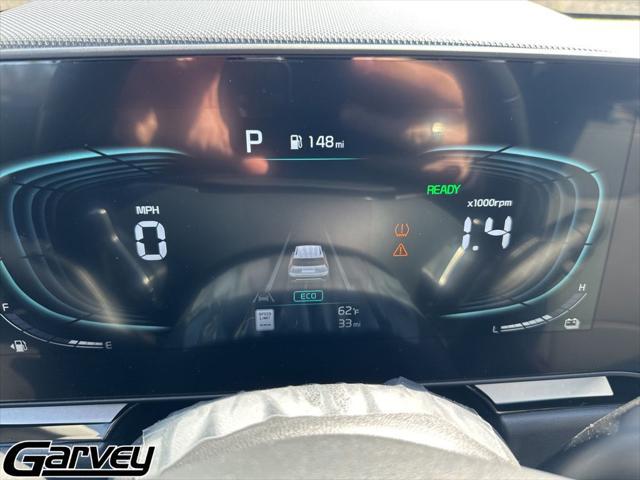 2025 Kia Niro SX
