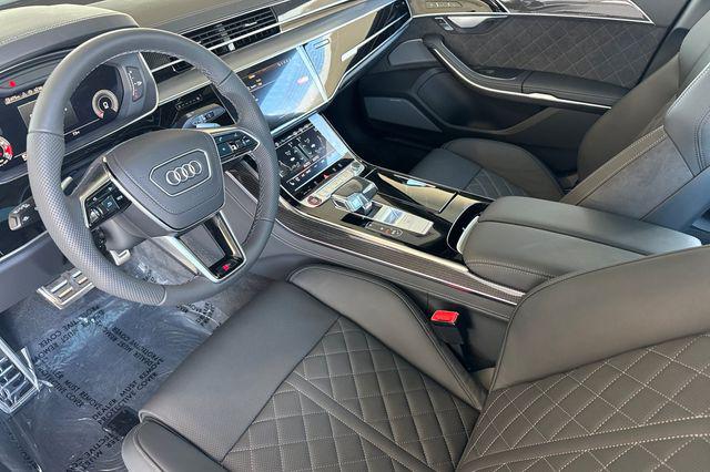 2025 Audi S8 TFSI quattro Tiptronic