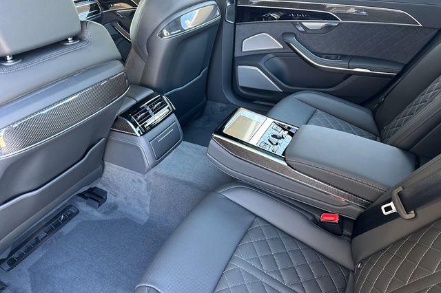 2025 Audi S8 TFSI quattro Tiptronic
