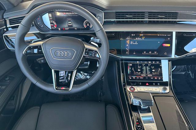 2025 Audi S8 TFSI quattro Tiptronic