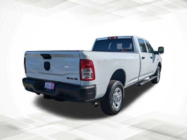 2024 RAM 2500 Tradesman Crew Cab 4x4 8 Box