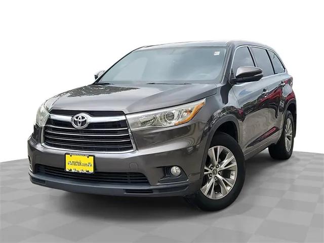 2016 Toyota Highlander LE Plus V6