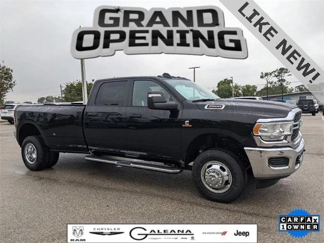 2024 RAM 3500 Tradesman Crew Cab 4x4 8 Box