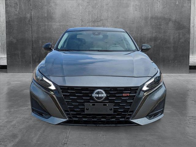 2023 Nissan Altima SR FWD