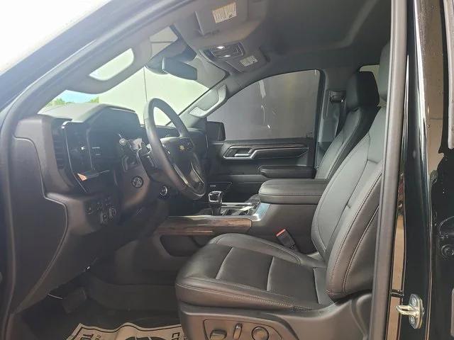 2023 Chevrolet Silverado 1500 4WD Crew Cab Short Bed LTZ