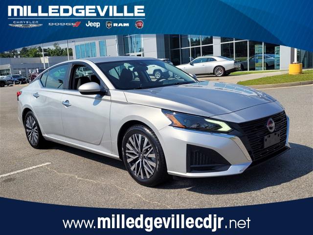 2023 Nissan Altima SV FWD
