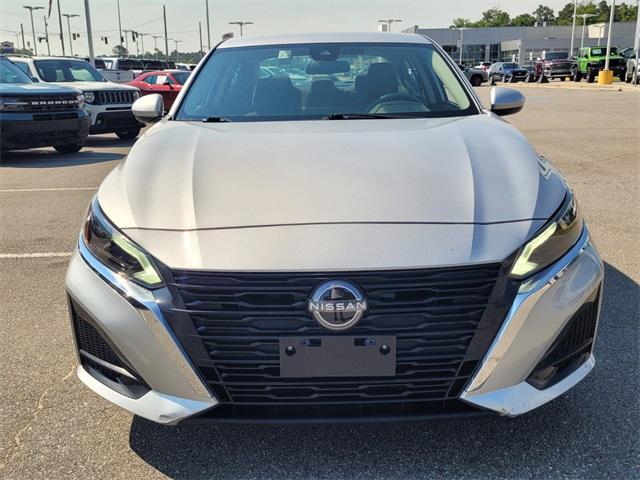 2023 Nissan Altima SV FWD