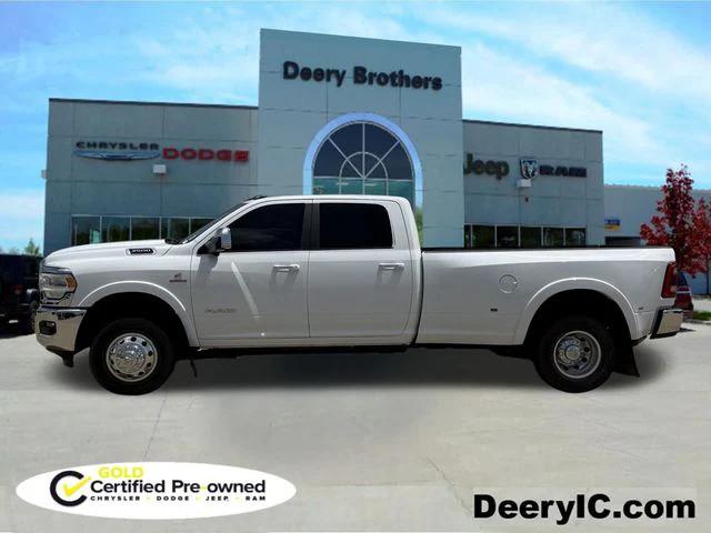 2020 RAM 3500 Laramie Crew Cab 4x4 8 Box