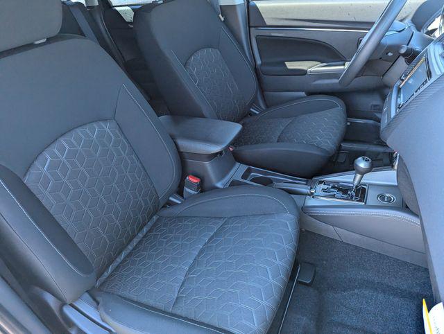 2025 Mitsubishi Outlander Sport 2.0 ES