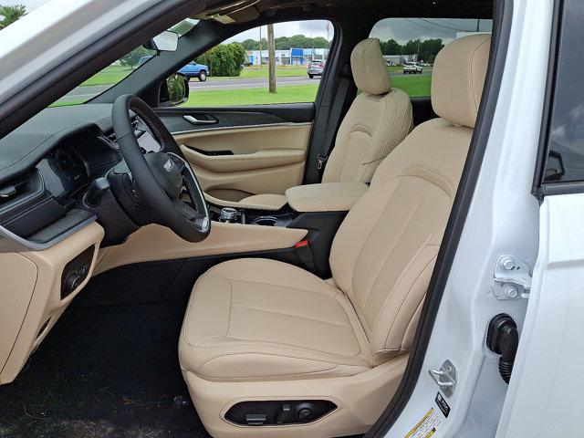 2025 Jeep Grand Cherokee L Limited 4x4