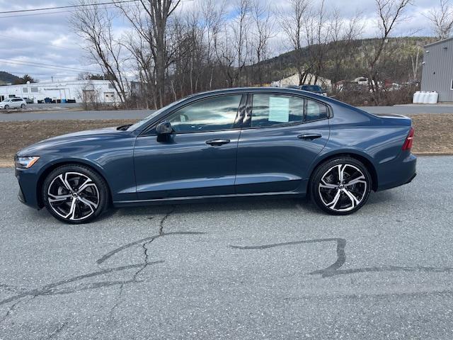 2025 Volvo S60 B5 Core