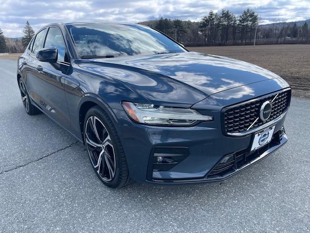 2025 Volvo S60 B5 Core