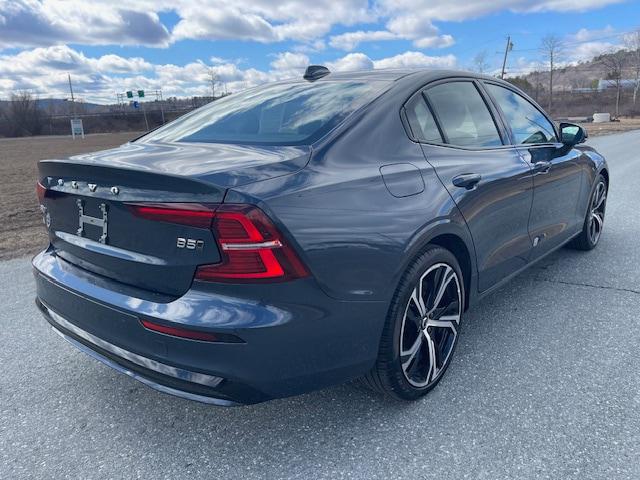 2025 Volvo S60 B5 Core