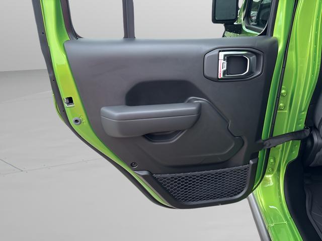 2025 Jeep Wrangler 4-Door Willys 4x4
