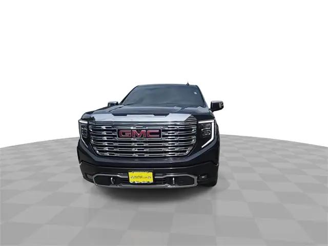 2023 GMC Sierra 1500 4WD Crew Cab Short Box Denali